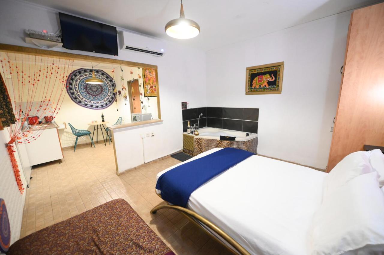 Magical In The Galilee Motel Qiryat Shemona Exterior photo